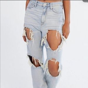 Urban Outfitters BDG High Rise Mom Jean Destroyed